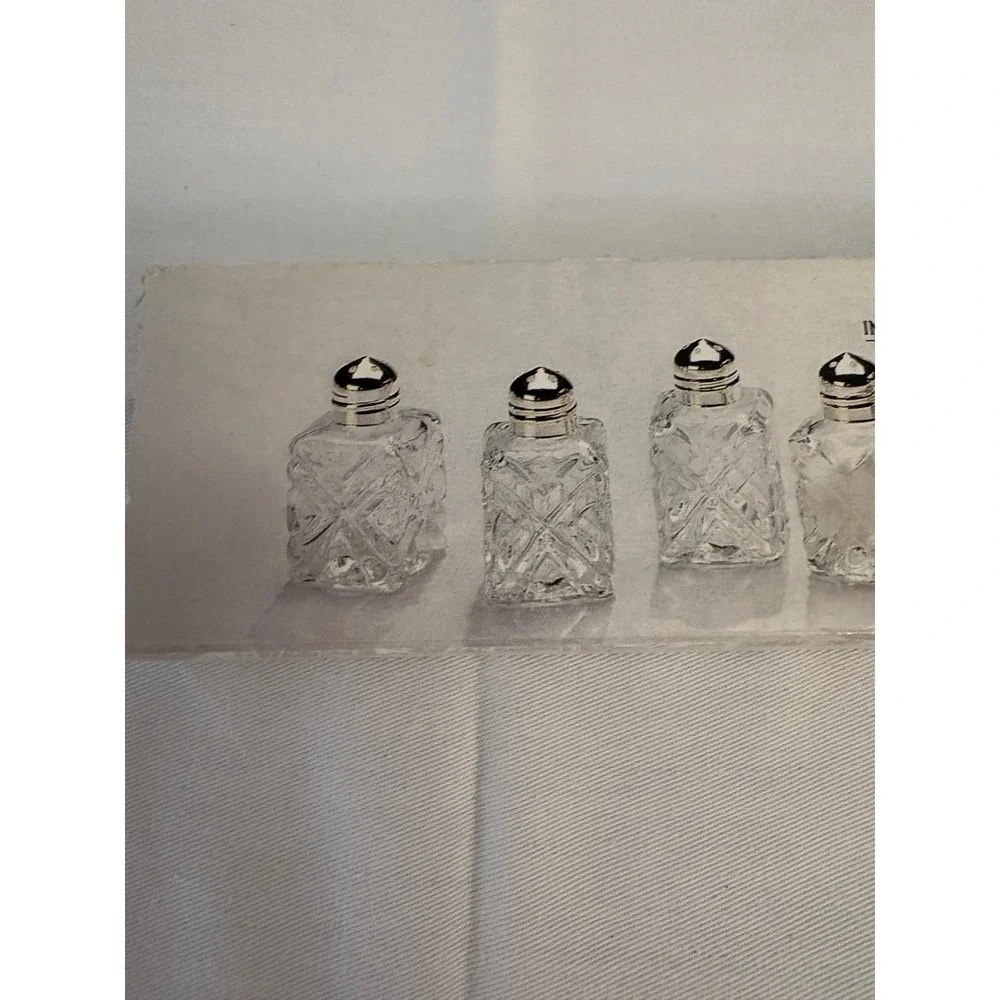 International Silver Buffet 8 Piece‎ Salt Pepper Shaker Set Crystal Glass